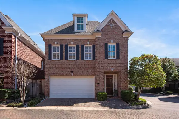2211 Augusta Drive #25, Houston, TX 77057