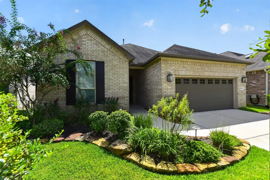 392 Connemara Drive, The Woodlands, TX 77382 - #2
