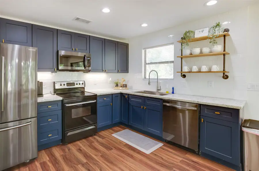 204 Forest Circle, Somerville, TX 77879 - #3