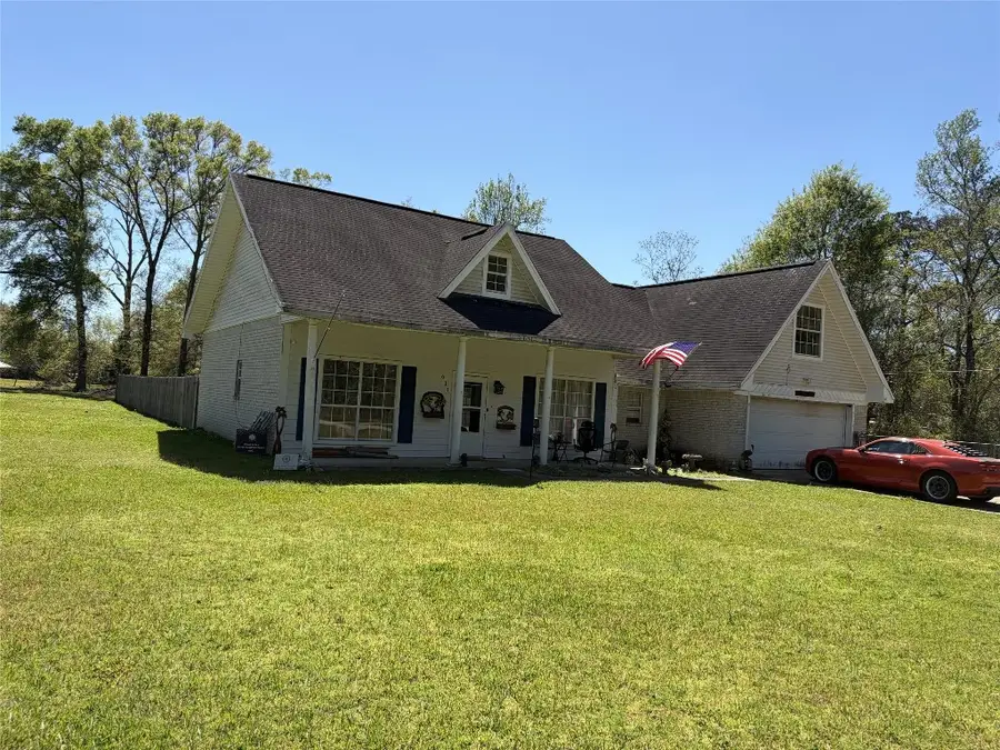 611 W Trout, Kirbyville, TX 75956 - #2