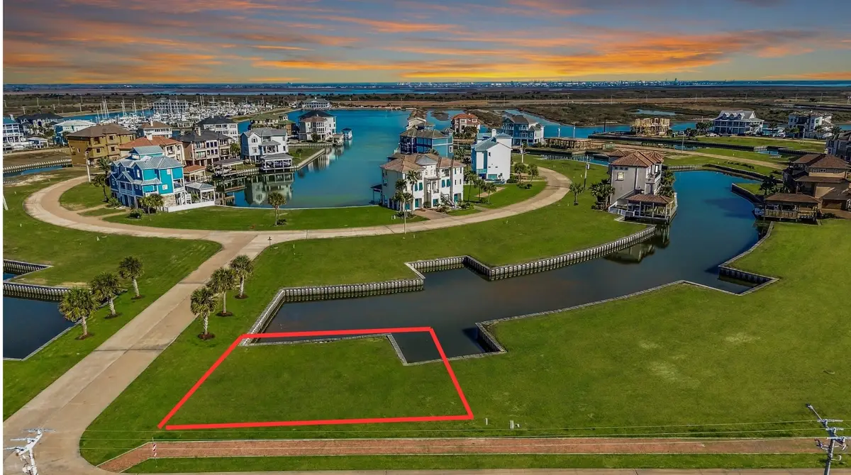 30 Long Key, Hitchcock, TX 77563 - #1
