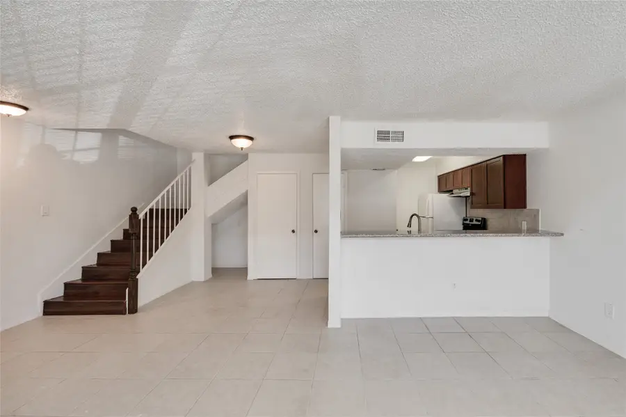 2800 Jeanetta Street #908, Houston, TX 77063 - Image #2