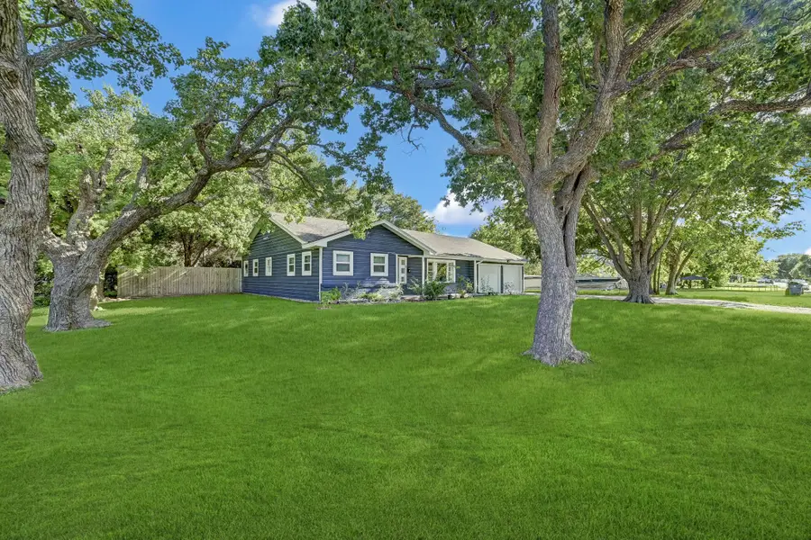 1 4th Avenue N, Texas City, TX 77590 - #3