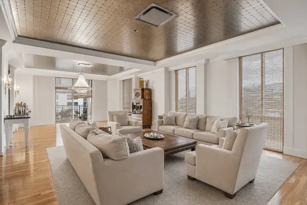 511 S Post Oak Lane #6D, Houston, TX 77056