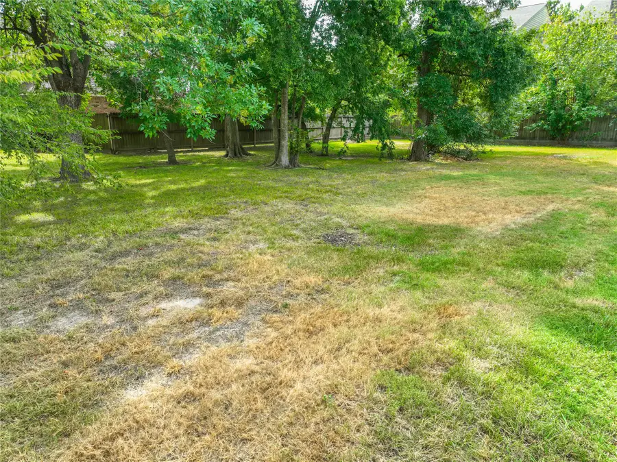 5307 Oak Cove Drive, Houston, TX 77091 - #3