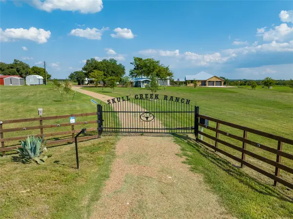 8518 Fm 2145, Ledbetter, TX 78946