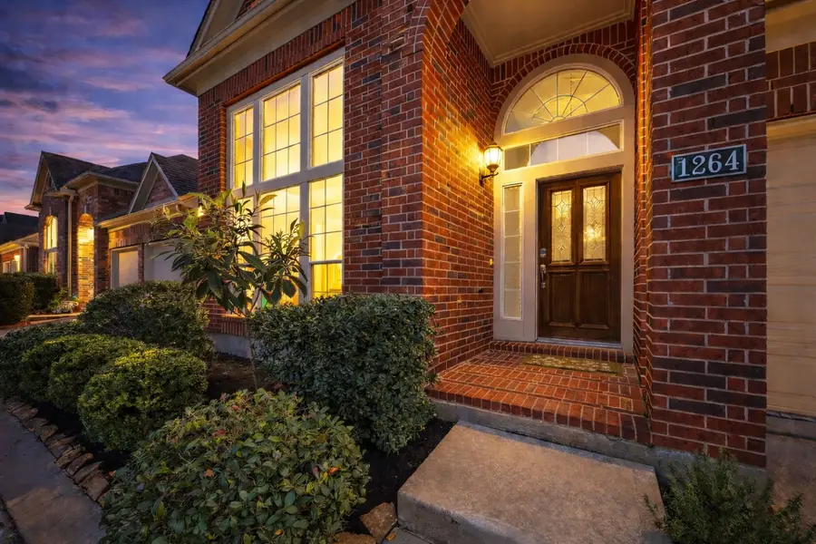 1264 Seamist Drive, Houston, TX 77008 - Image #2