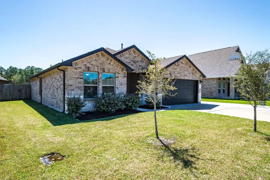 113 Big Spring Drive, Anahuac, TX 77514 - #2