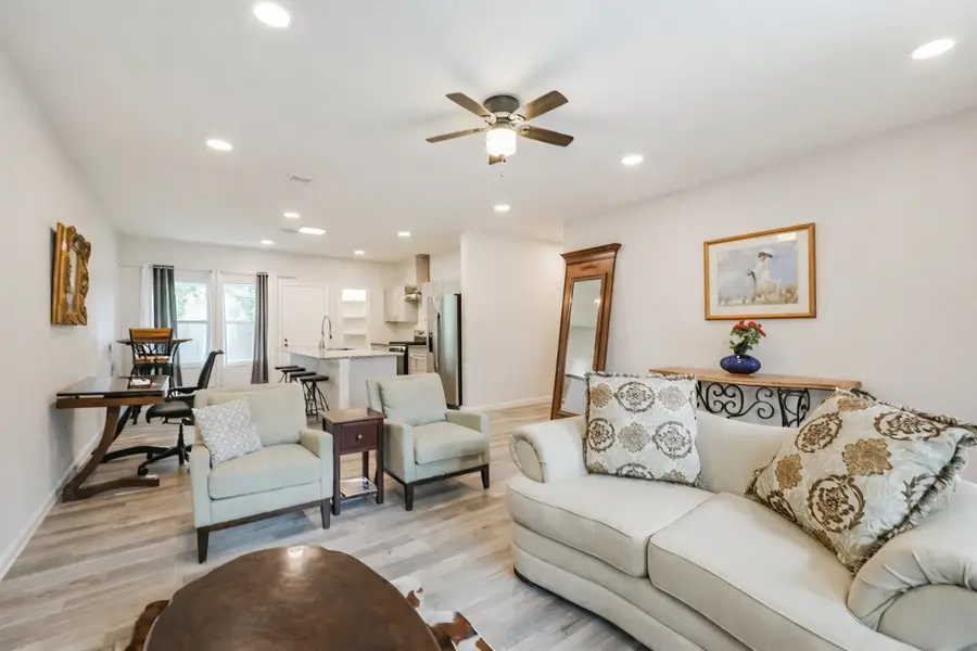 13 Hafer Street, Baytown, TX 77520 - #2