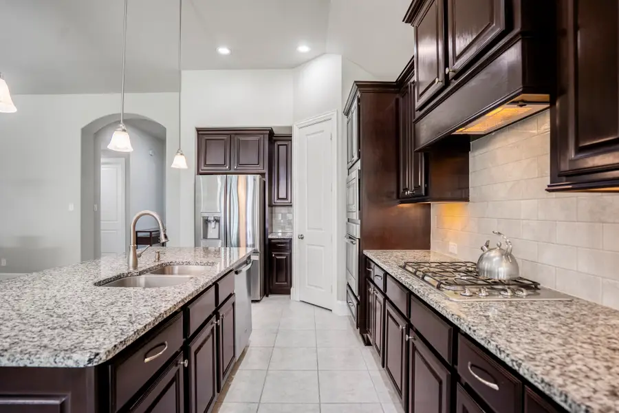 110 Hunter Hollow Drive, Montgomery, TX 77316 - Image #3