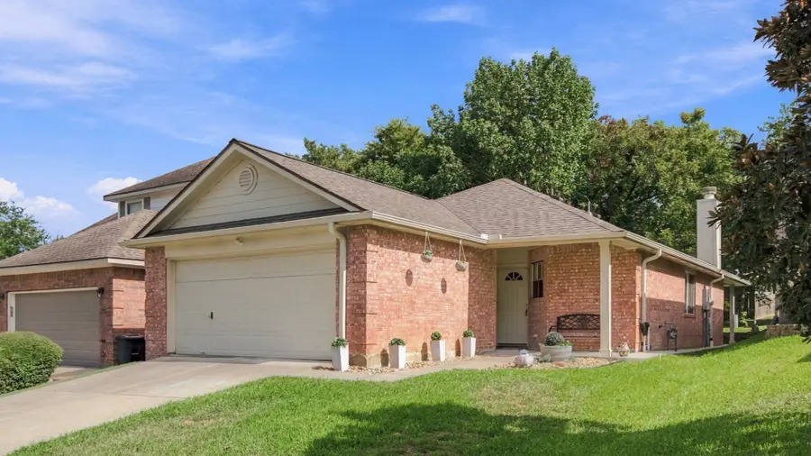 117 Harbour Town Circle, Montgomery, TX 77356 - #2