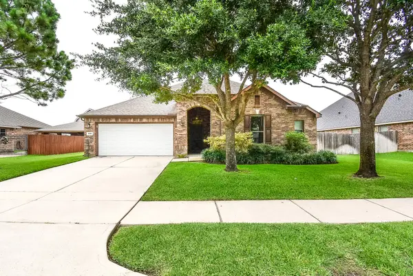 8614 Redstone Hills Drive, Cypress, TX 77433