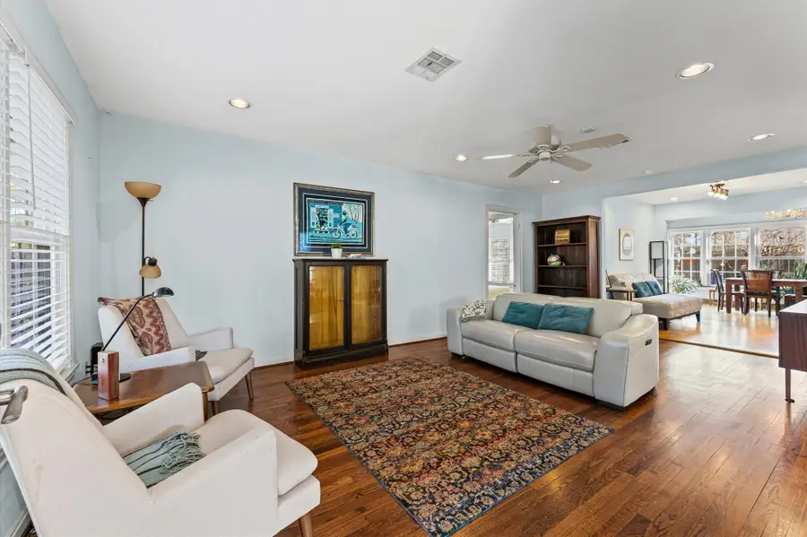 1507 Sue Barnett Drive, Houston, TX 77018 - #3