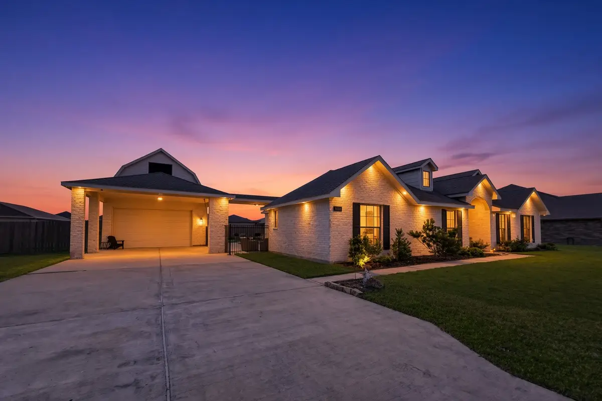3310 Bastian Road, Dickinson, TX 77539 - #1