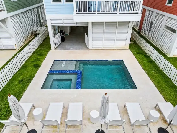 11372 Starfish Drive, Galveston, TX 77554