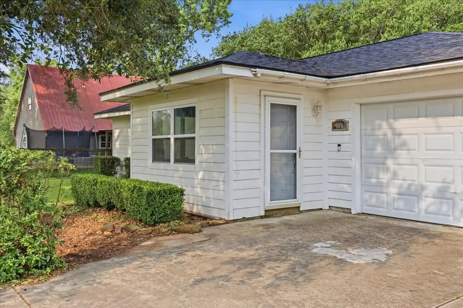 400 Nevils Street, Bridge City, TX 77611 - #2