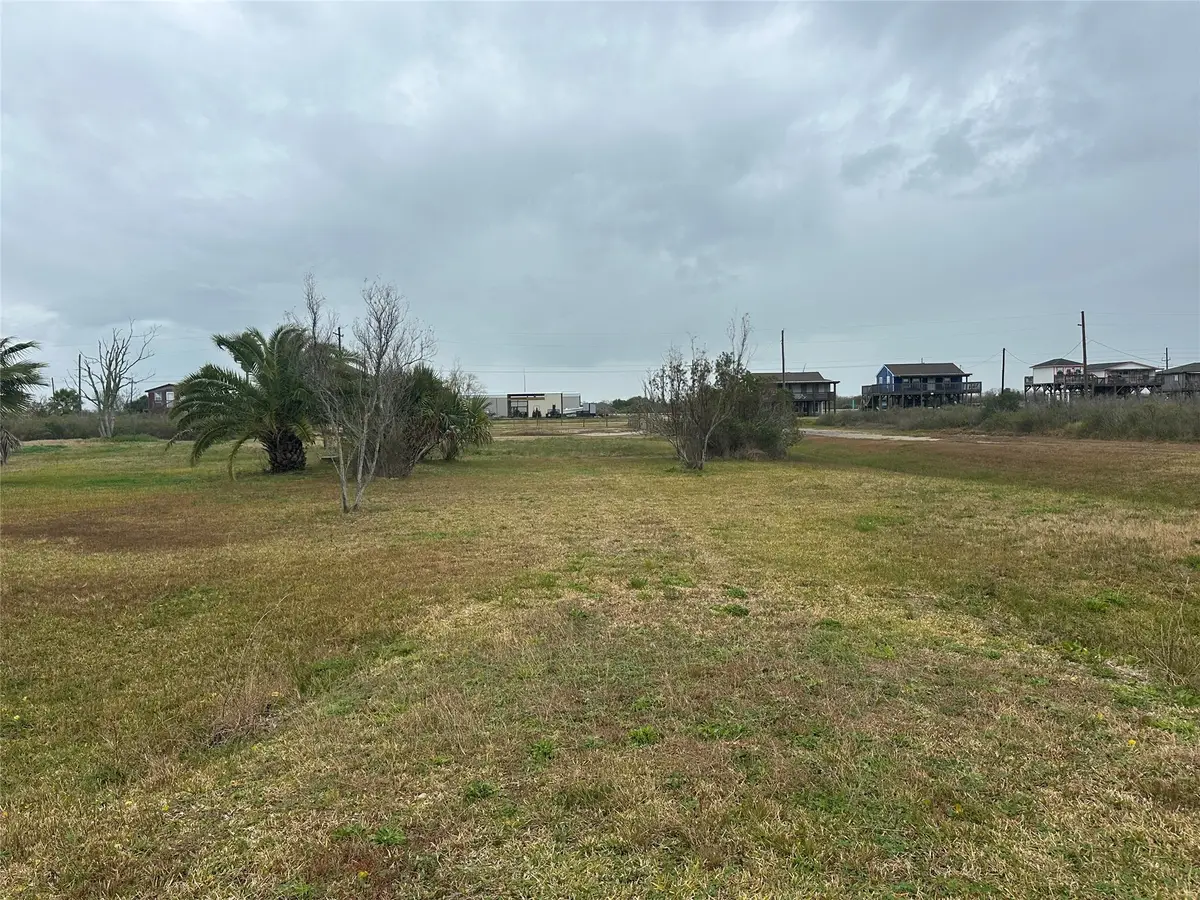2023 Front Avenue, Port Bolivar, TX 77650 - Image #1