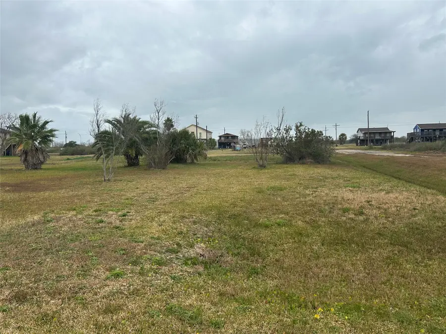 2023 Front Avenue, Port Bolivar, TX 77650 - Image #3