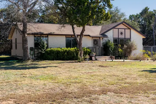 500 Grand Prairie Circle, Dripping Springs, TX 78620