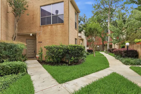 1998 Augusta Drive, Houston, TX 77057