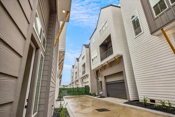 1187 W 19th Street, Houston, TX 77008