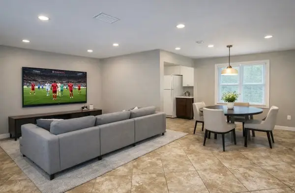 9002 Ilona Lane #8, Houston, TX 77025