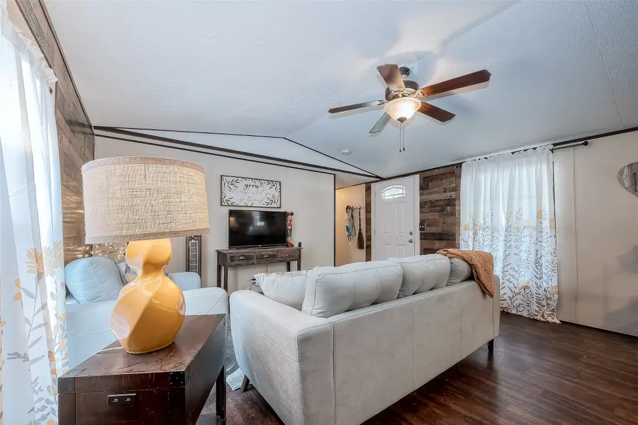 736 Road 7000, Cleveland, TX 77327 - Image #2