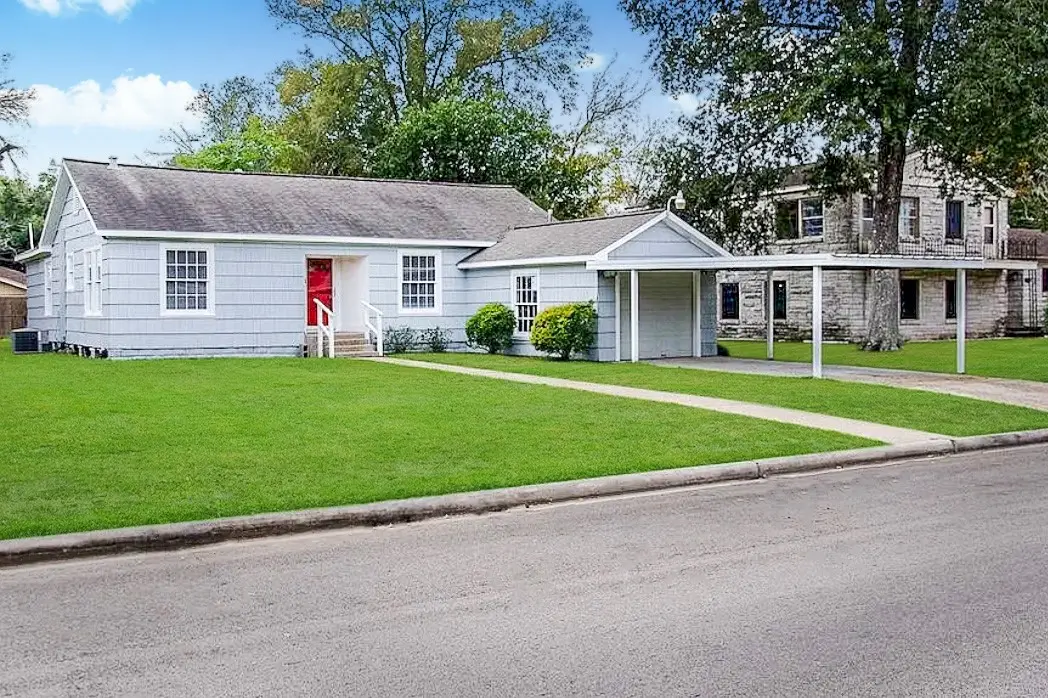 105 Live Oak Street, Baytown, TX 77520 - #1