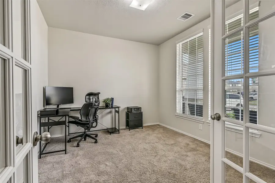 352 Selah Court, Alvin, TX 77511 - Image #3