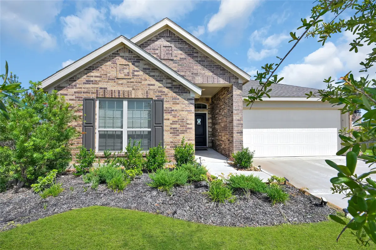 4802 Penton Meadow Lane, Rosharon, TX 77583 - #1