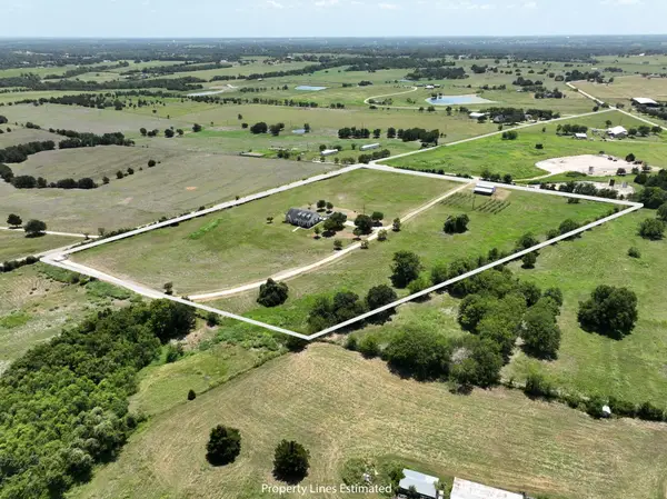 4305 Boggy Creek Road, Brenham, TX 77833