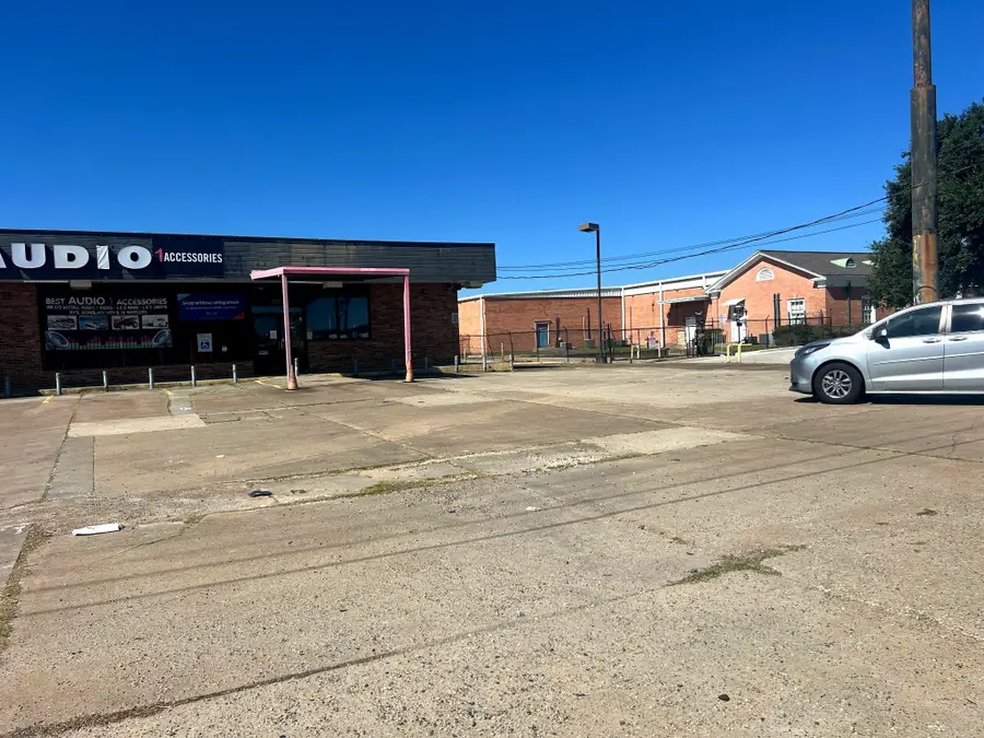 710 Interstate 10 S, Beaumont, TX 77707 - #2