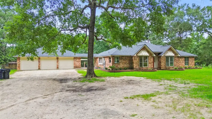 11270 Summit Drive, Conroe, TX 77303 - Image #2