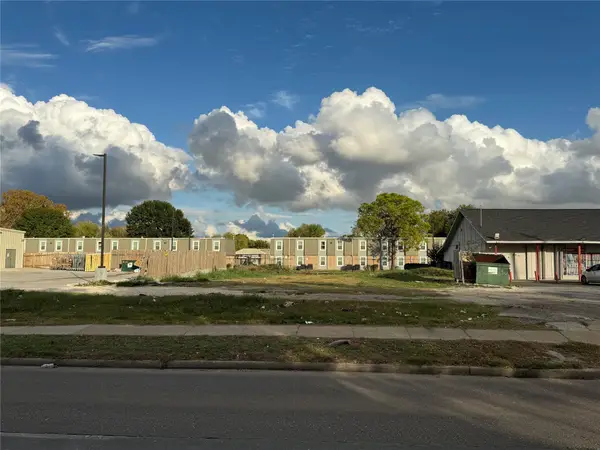 9631 Scott Street, Houston, TX 77051