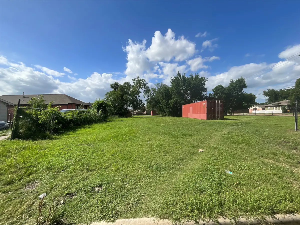 3311 Stonewall Street, Houston, TX 77020 - Image #1