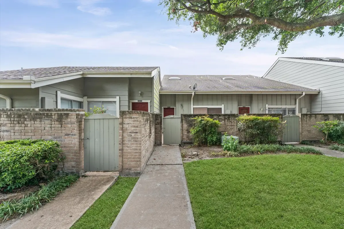13014 Greenway Chase Court #3014, Houston, TX 77072 - #1