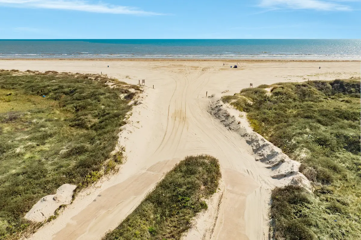 4014 Mendocino Drive, Galveston, TX 77554 - Image #1