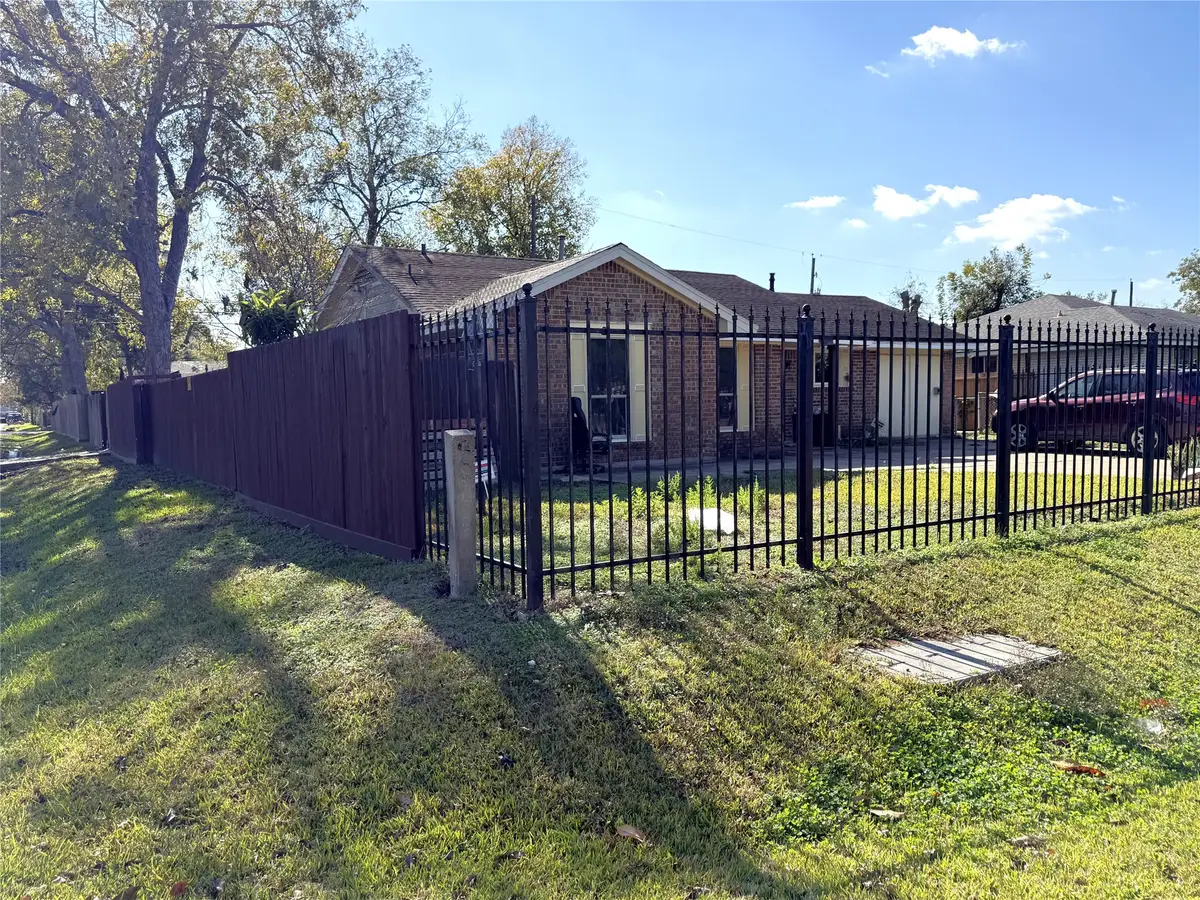 3522 Castledale Drive, Houston, TX 77093 - Image #1