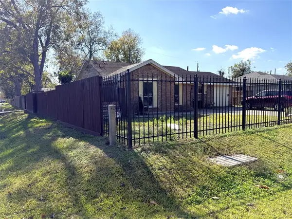 3522 Castledale Drive, Houston, TX 77093