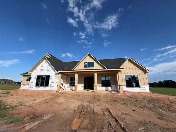 948 Jones Road, New Waverly, TX 77358
