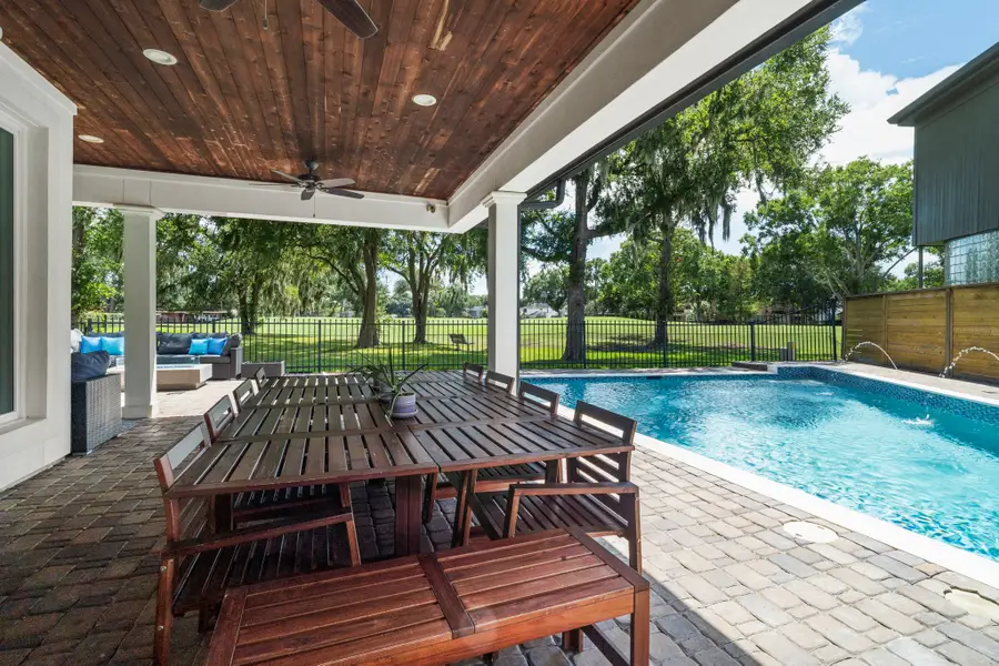 9 Charleston Street S, Sugar Land, TX 77478 - #2