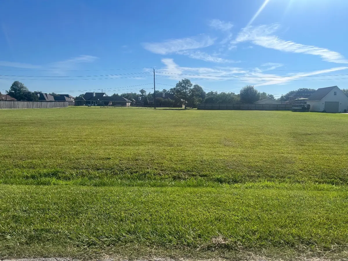 11 Tremont Street, Cove, TX 77520 - Image #1