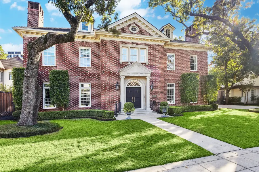 3747 Chevy Chase Drive, Houston, TX 77019 - Image #2