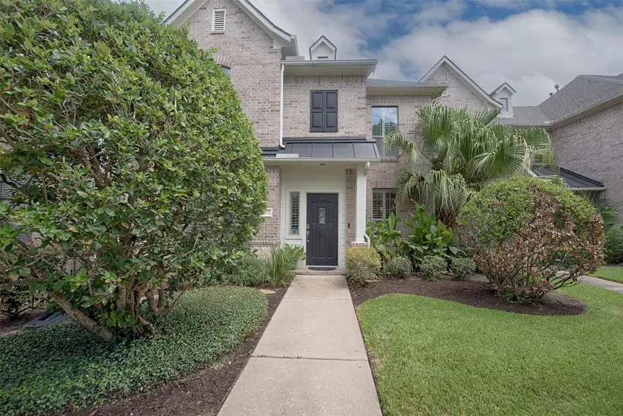 2402 Clippers Square, Nassau Bay, TX 77058 - #2