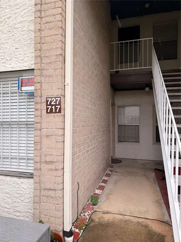 2011 Spenwick Drive #717, Houston, TX 77055