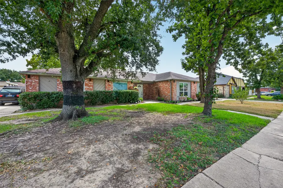 9523 Riverside Lodge Drive, Houston, TX 77083 - #2