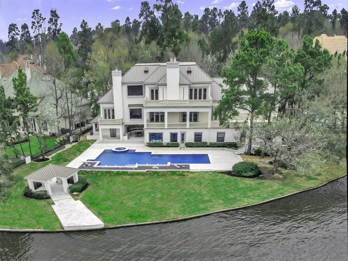 10 West Isle Place, The Woodlands, TX 77381 - Image #1