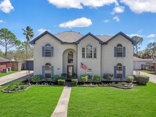 2607 Briar View Drive, Pearland, TX 77581