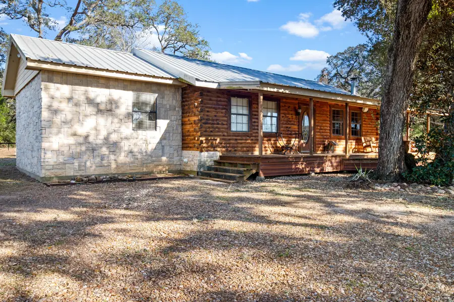 1465 County Road 401, Edna, TX 77957 - #3