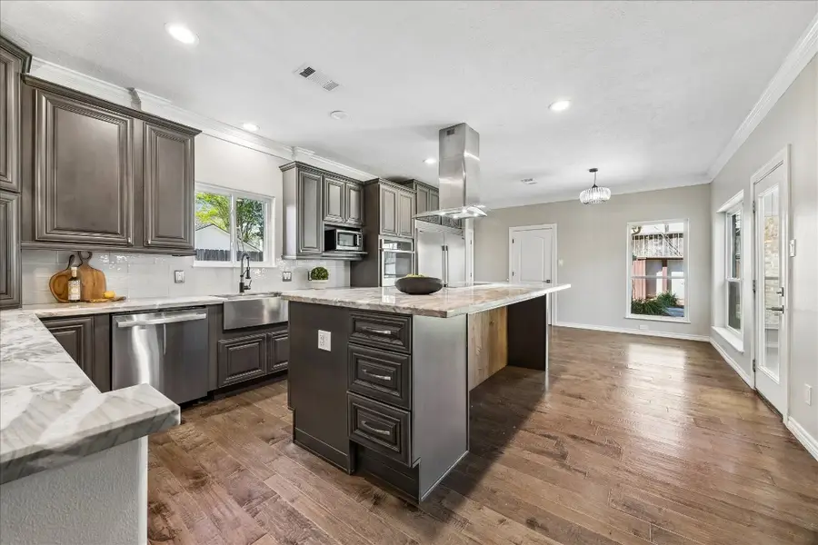 1030 Crossroads Drive, Houston, TX 77079 - #3